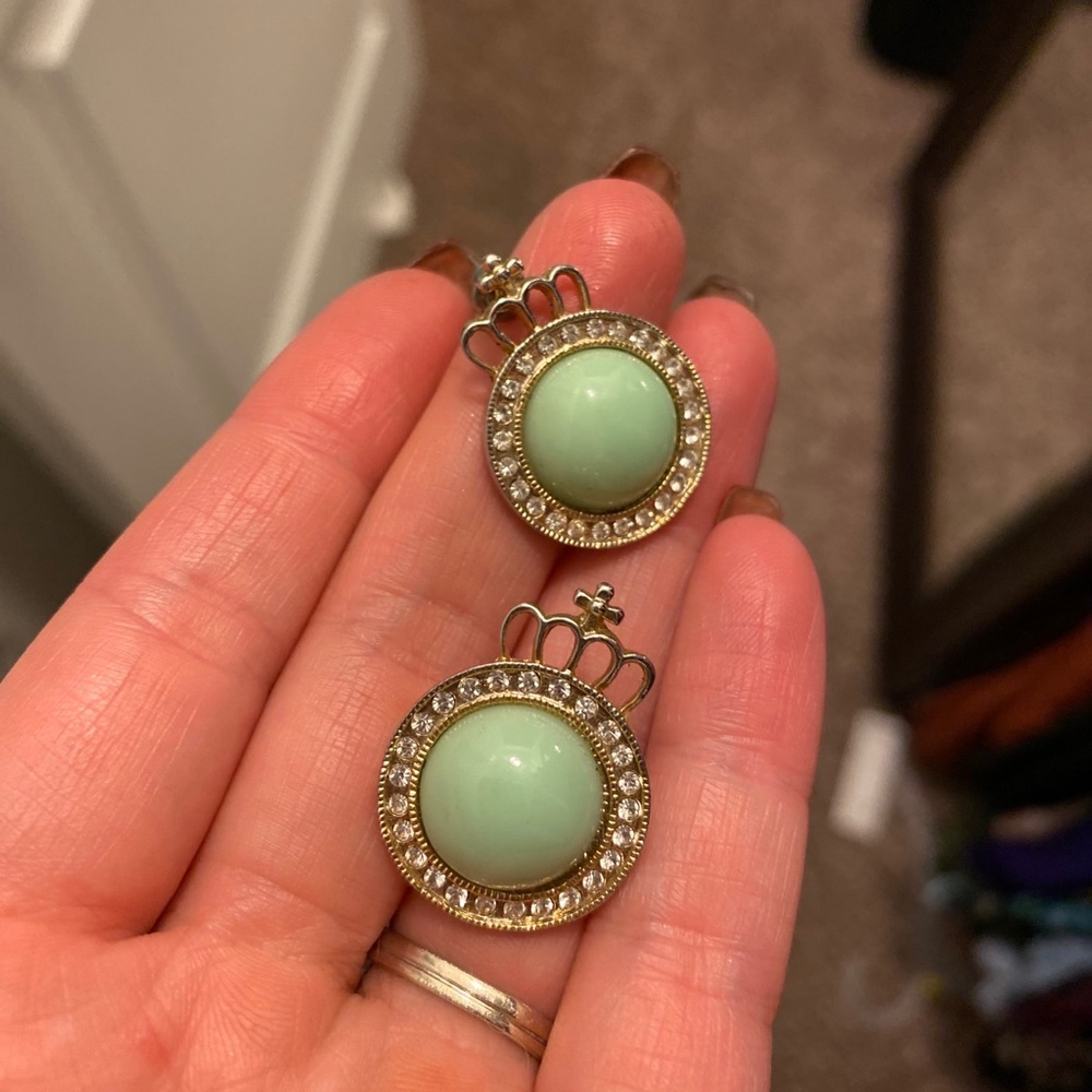 Princess vera Wang earrings!